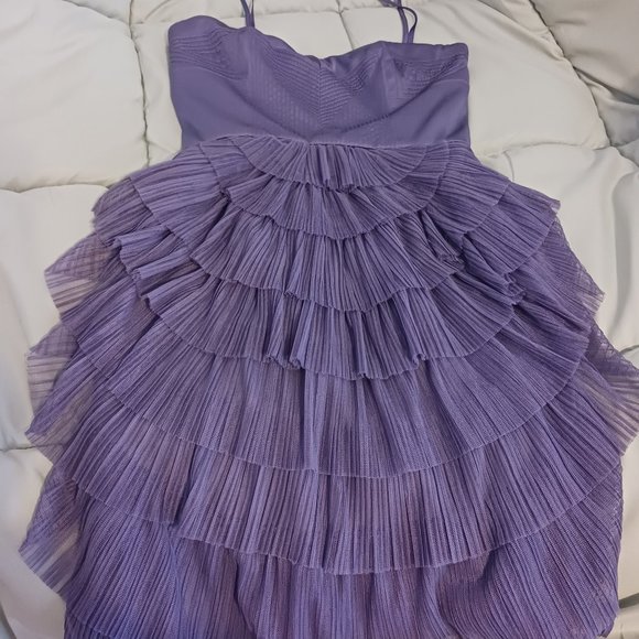 BCBG MAXAZRIA size 0 - Picture 1 of 2